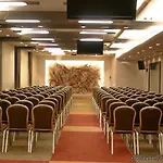 فندق Ikar