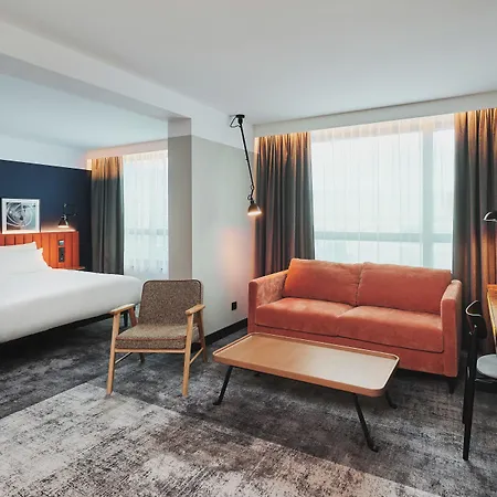 Hotel Ikar 3*